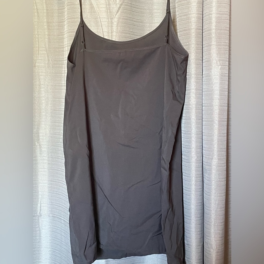 1 State shirt dress.  Black.  Comes with liner/slip. - Picture 5 of 10